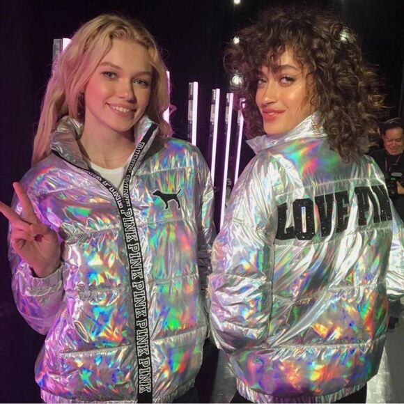Limited release PINK Victoria’s Secret holographic puffer jacket sz S - Picture 4 of 6